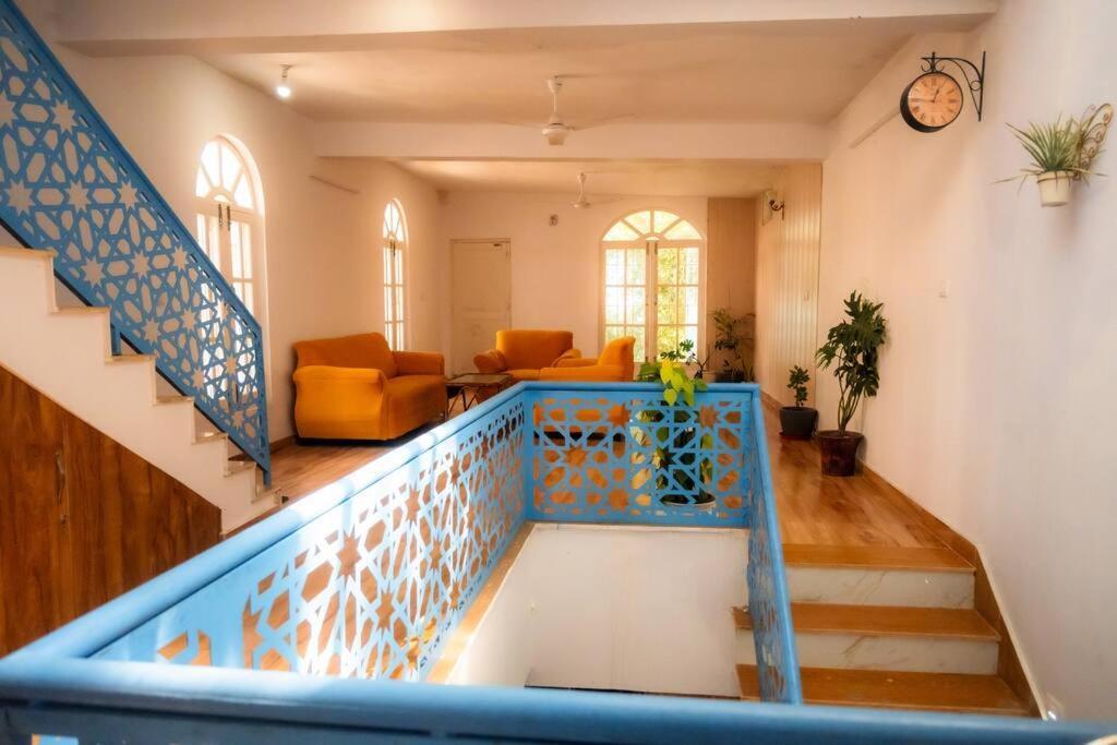 Blue Door Villa By Homeyhuts Rājpur Esterno foto