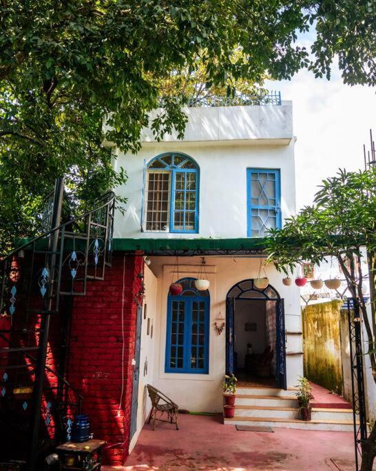 Blue Door Villa By Homeyhuts Rājpur Esterno foto